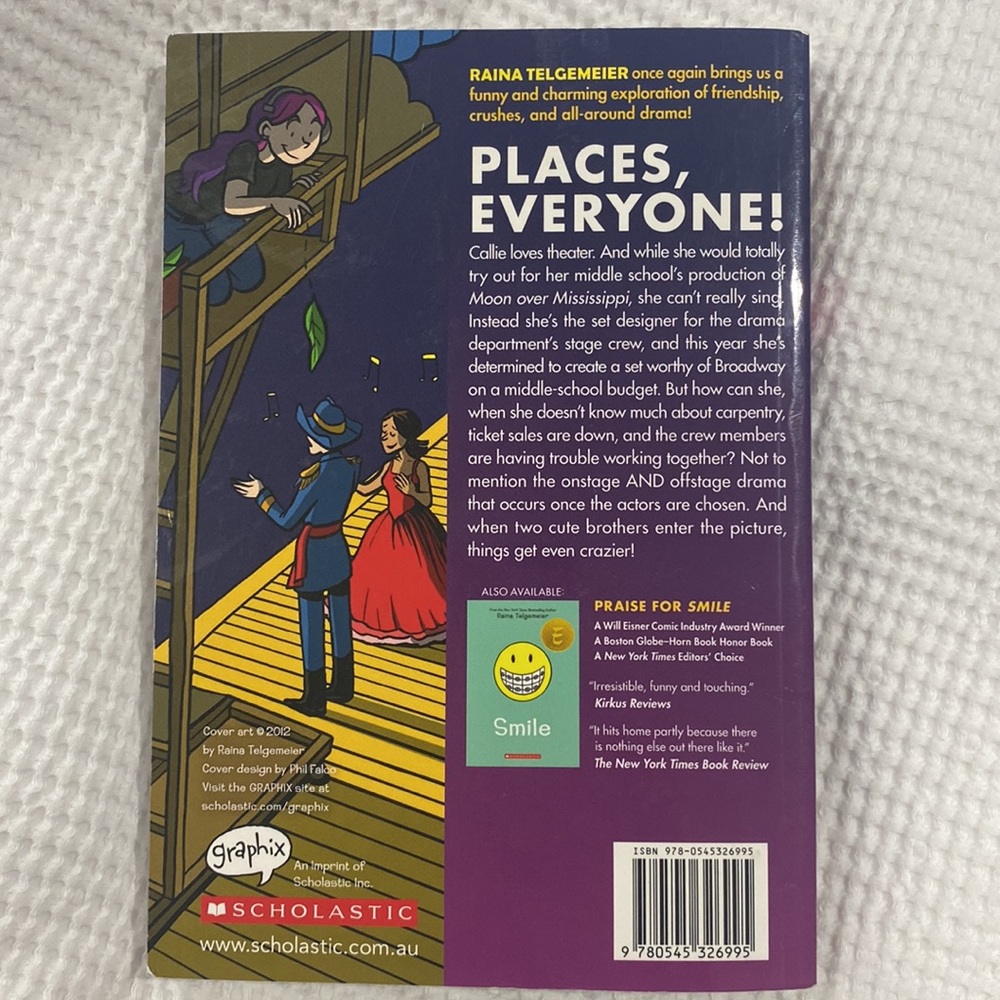 DRAMA by Raina Telgemeier - Picture 2 of 2